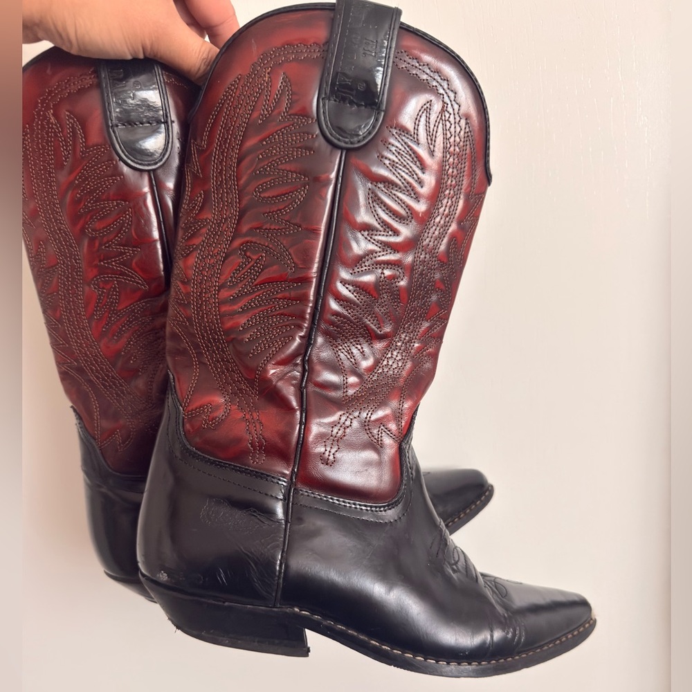 VINTAGE El Chaparral Red and Black Western Cowboy Boots